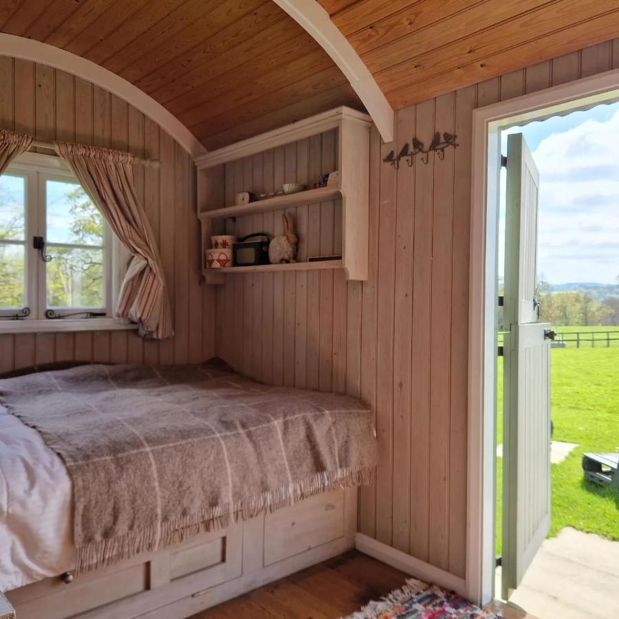 Skylark Shepherds Hut رويال تونبريدج ويل المظهر الخارجي الصورة